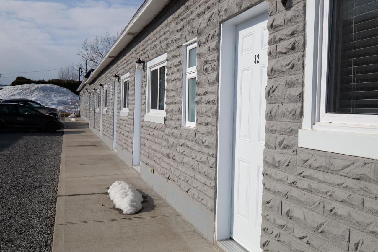 Motel Canadien Trois-Rivières Exterior foto